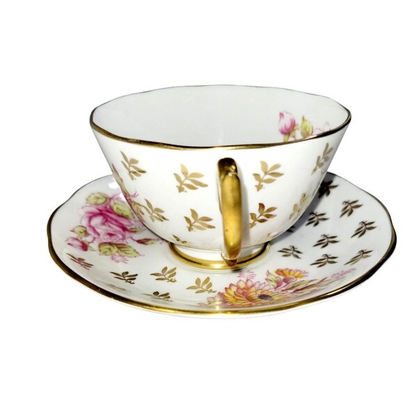 Vintage Roslyn Florette Bone China Teacup and Saucer Hand Painted 1952 England - Picture 2 of 10